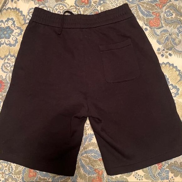 NWT Versace Fleece Black Sweatpants Shorts Embroidered Gold Logo Size L - Picture 2 of 5